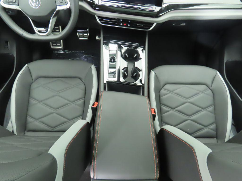 new 2026 Volkswagen Atlas car, priced at $51,308