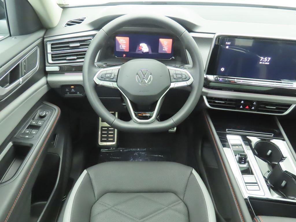 new 2026 Volkswagen Atlas car, priced at $51,308