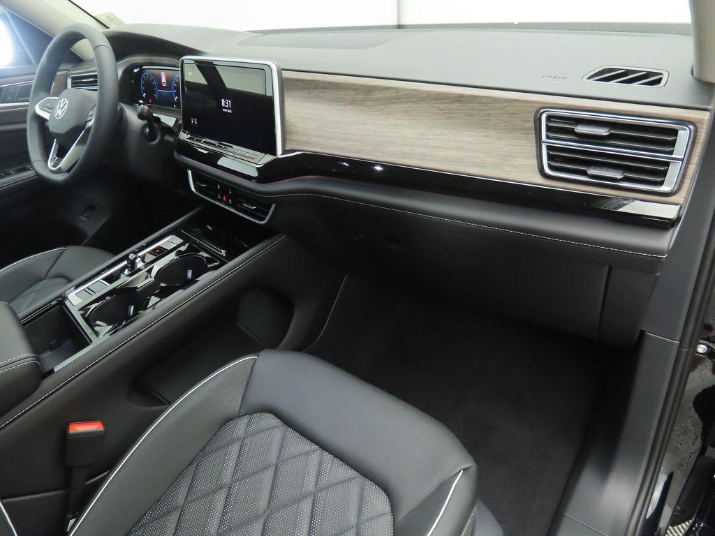 new 2026 Volkswagen Atlas car, priced at $57,349