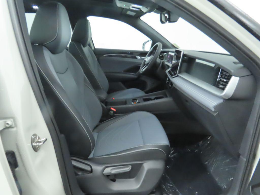 new 2026 Volkswagen Tiguan car, priced at $40,002