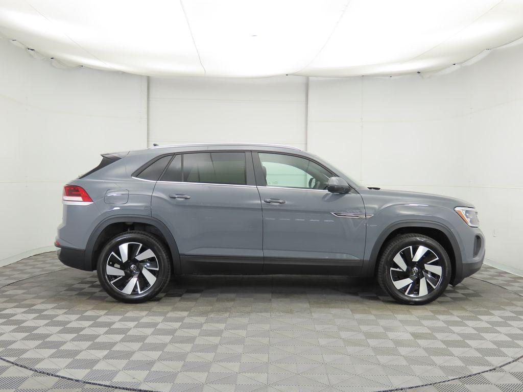 new 2026 Volkswagen Atlas Cross Sport car, priced at $47,506