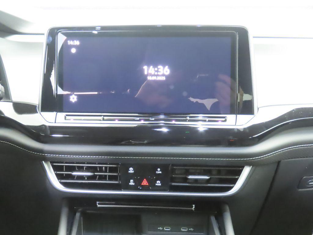 new 2026 Volkswagen Atlas Cross Sport car, priced at $47,506