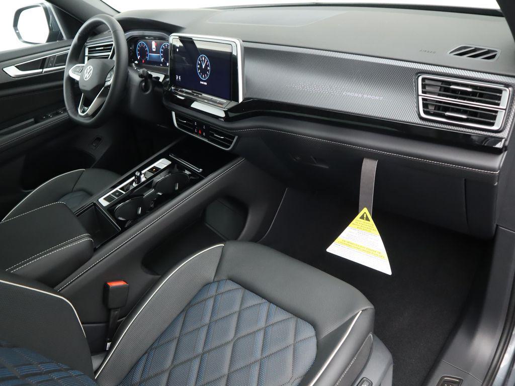 new 2025 Volkswagen Atlas Cross Sport car, priced at $51,546