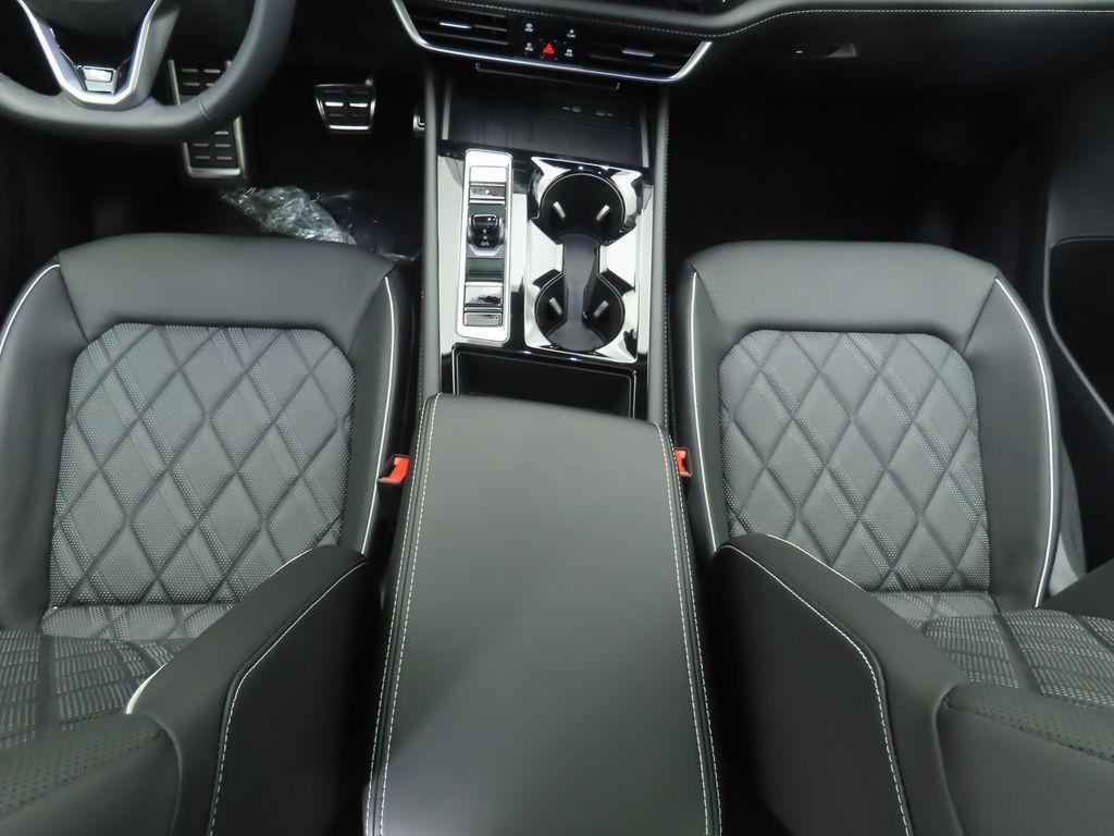 new 2025 Volkswagen Atlas car, priced at $53,794