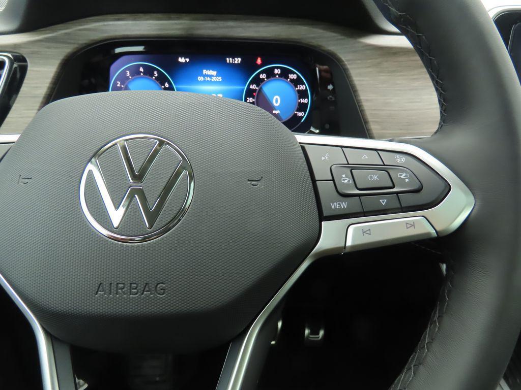 new 2025 Volkswagen Atlas car, priced at $53,794