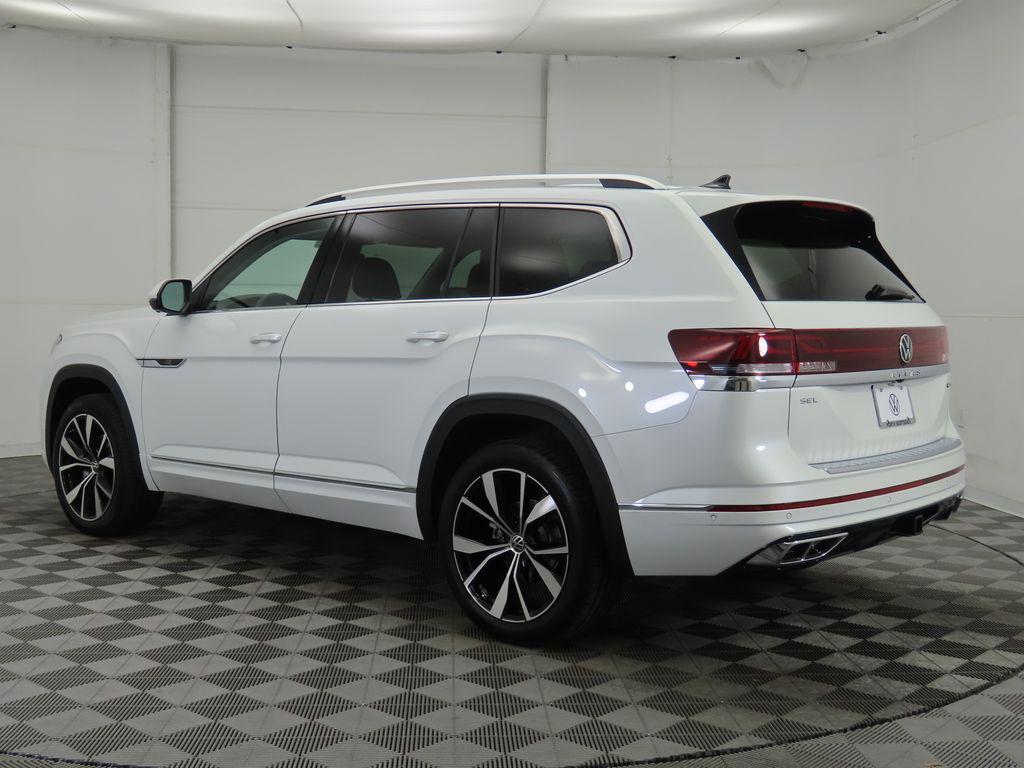 new 2025 Volkswagen Atlas car, priced at $53,794