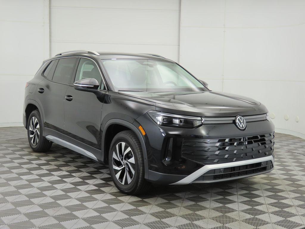 new 2026 Volkswagen Tiguan car, priced at $32,992