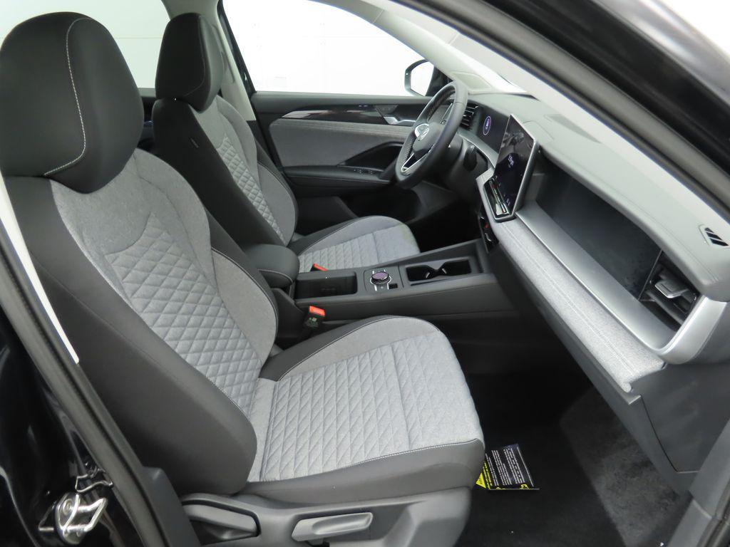 new 2026 Volkswagen Tiguan car, priced at $32,992