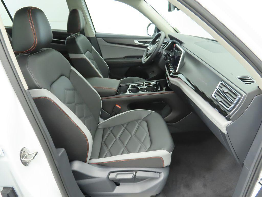 new 2026 Volkswagen Atlas car, priced at $50,108