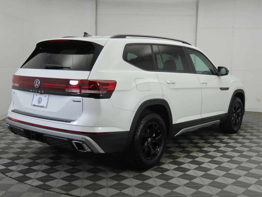 new 2026 Volkswagen Atlas car, priced at $50,108