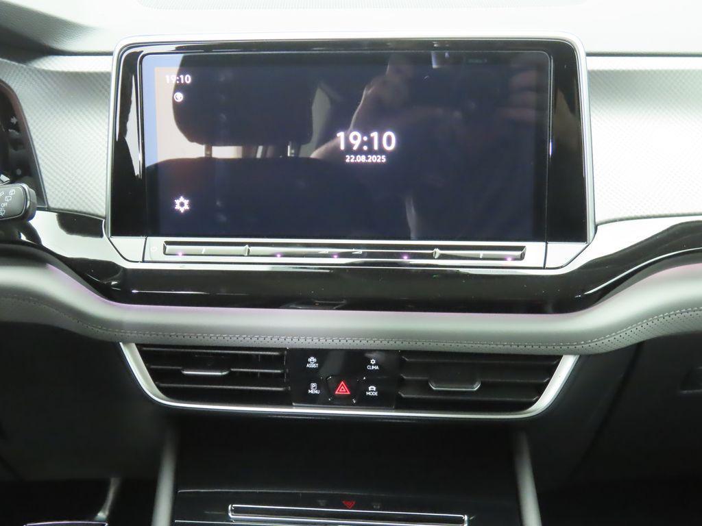 new 2026 Volkswagen Atlas car, priced at $50,108