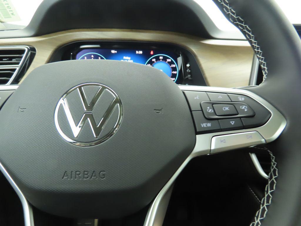 new 2026 Volkswagen Atlas car, priced at $47,869