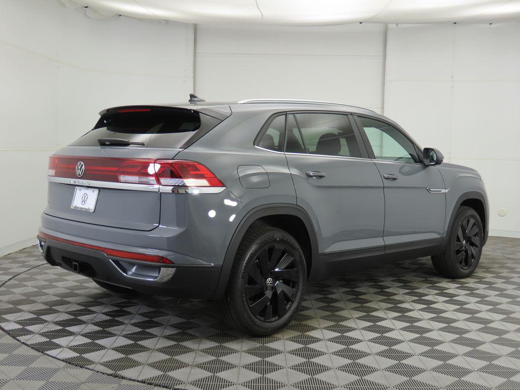 new 2026 Volkswagen Atlas Cross Sport car, priced at $46,412