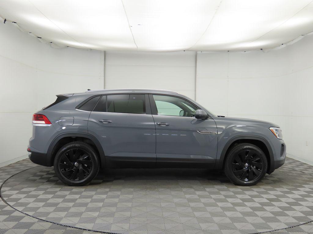new 2026 Volkswagen Atlas Cross Sport car, priced at $46,412
