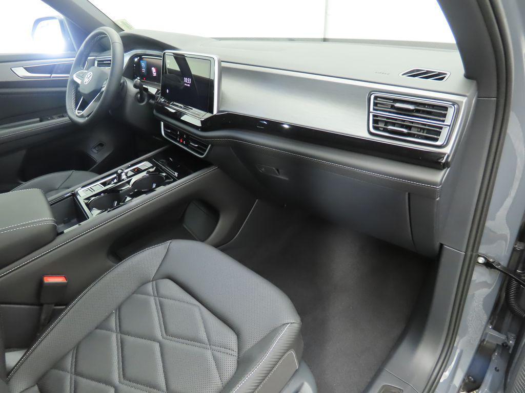 new 2026 Volkswagen Atlas Cross Sport car, priced at $46,412