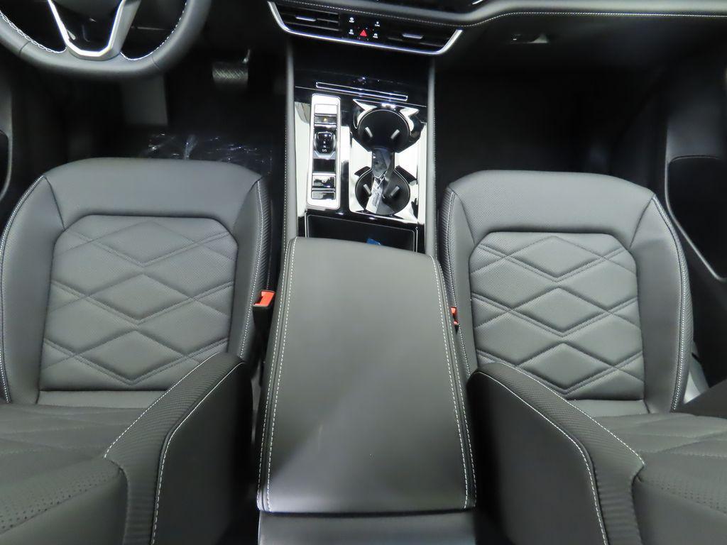 new 2026 Volkswagen Atlas Cross Sport car, priced at $46,412