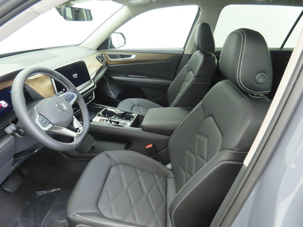 new 2026 Volkswagen Atlas car, priced at $47,947