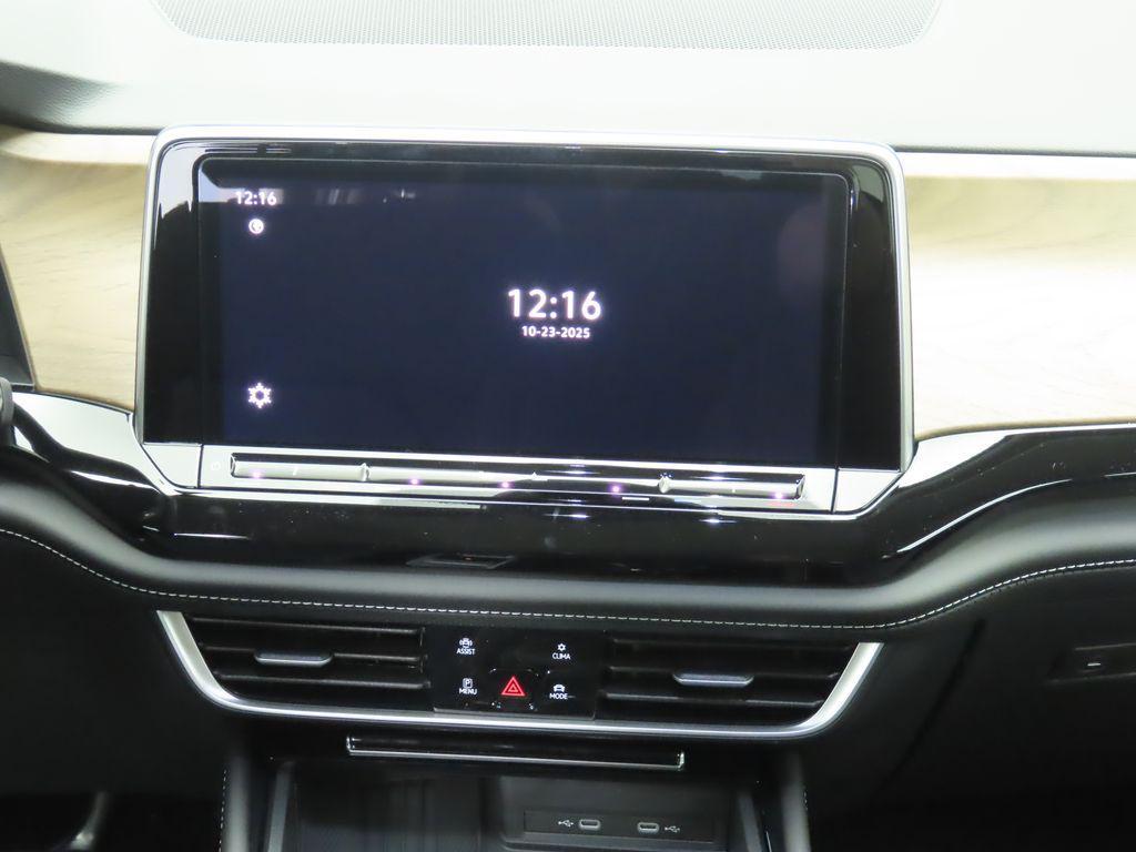 new 2026 Volkswagen Atlas car, priced at $47,947