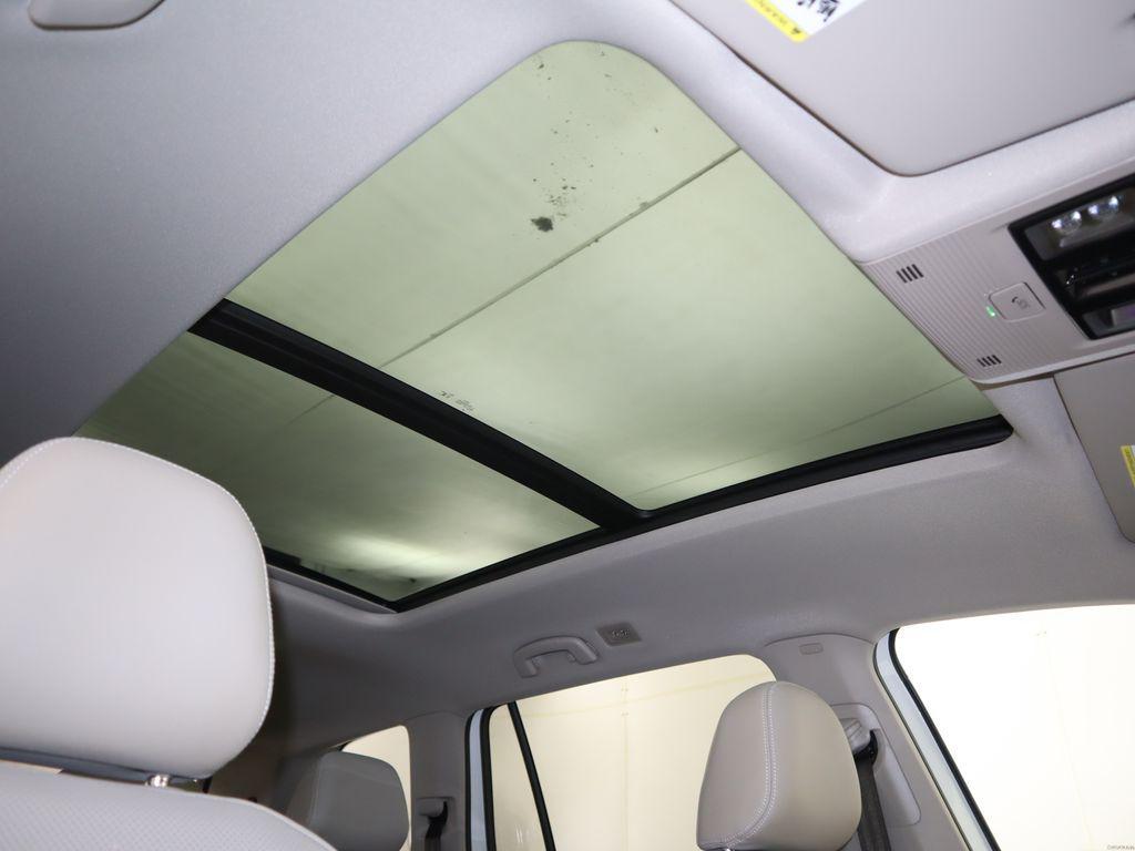 new 2026 Volkswagen Atlas car, priced at $48,058