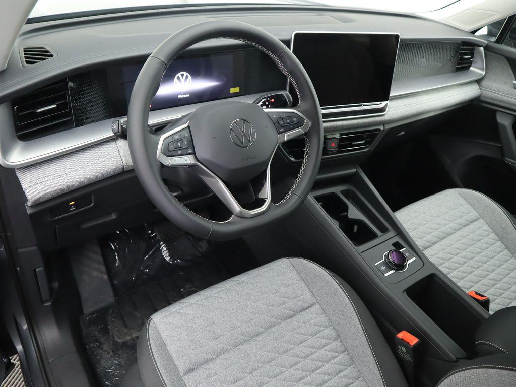 new 2025 Volkswagen Tiguan car, priced at $30,921