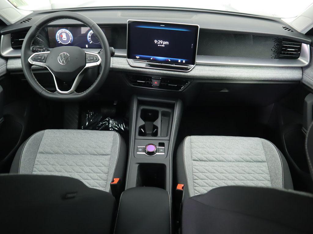 new 2025 Volkswagen Tiguan car, priced at $30,921