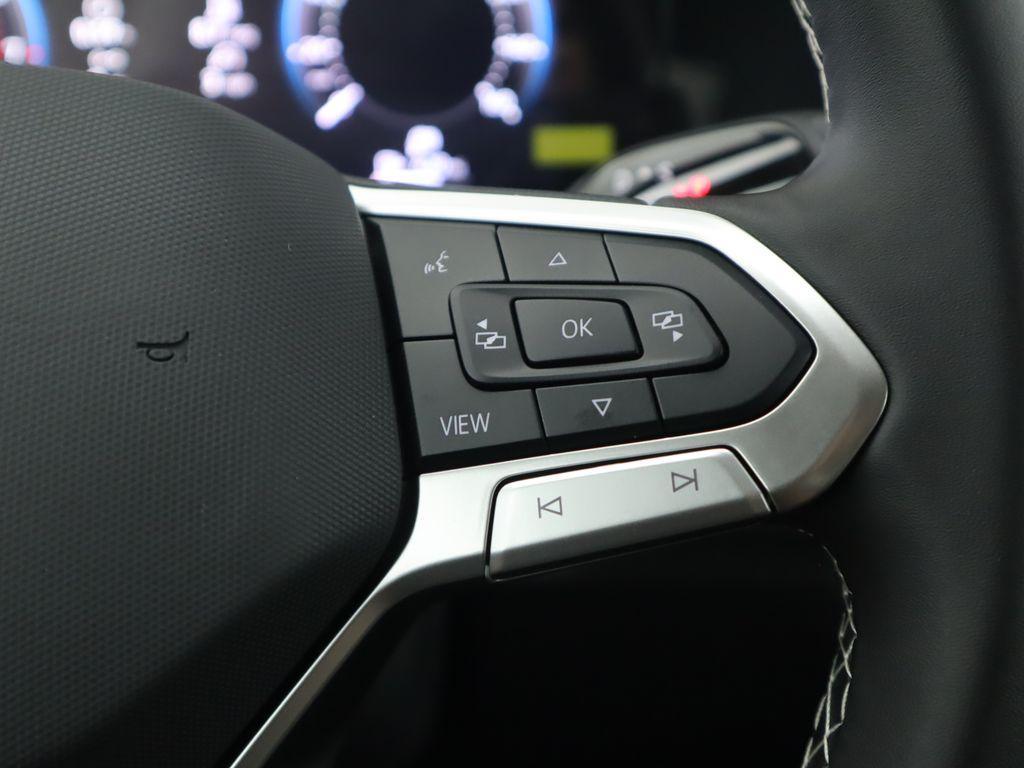 new 2025 Volkswagen Tiguan car, priced at $30,921