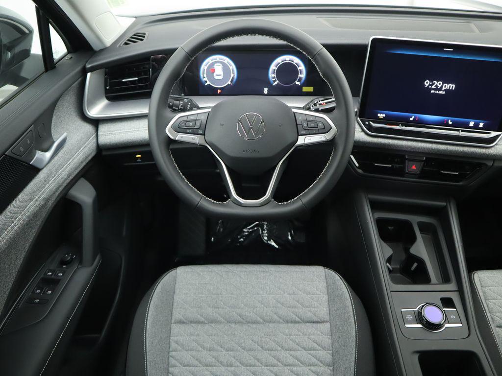 new 2025 Volkswagen Tiguan car, priced at $30,921