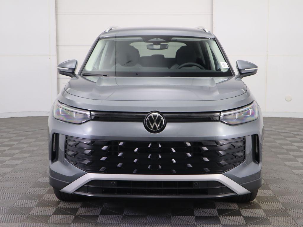 new 2025 Volkswagen Tiguan car, priced at $30,921