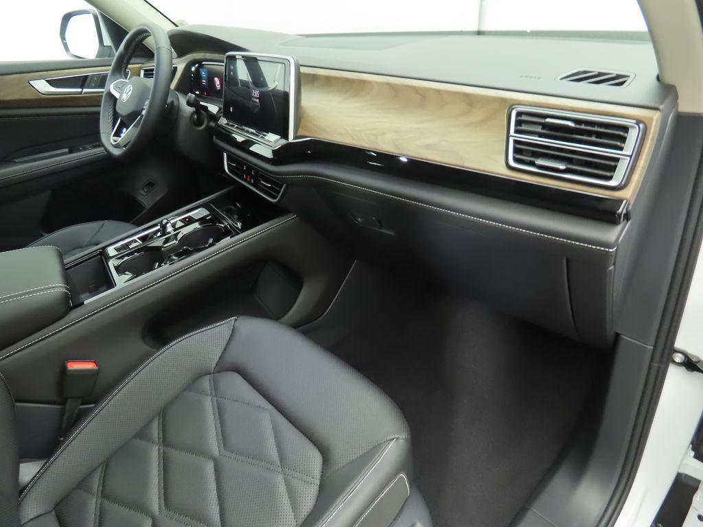 new 2026 Volkswagen Atlas car, priced at $48,533