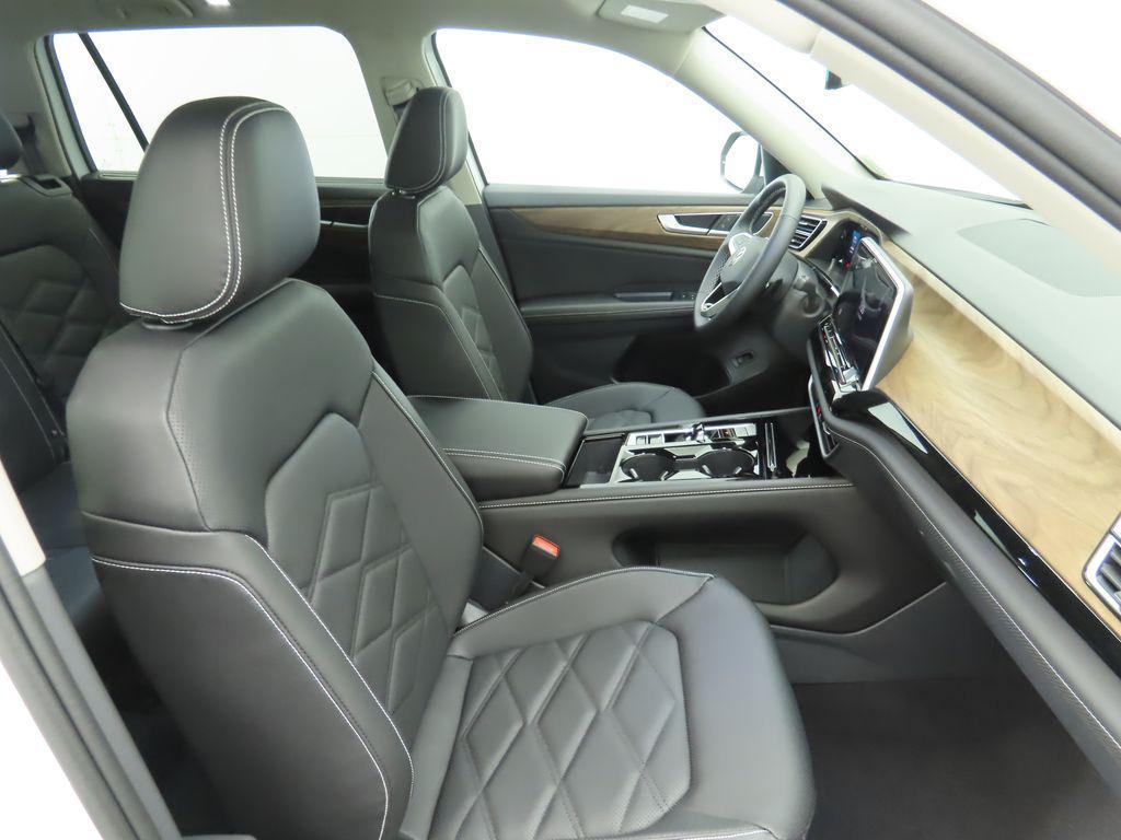 new 2026 Volkswagen Atlas car, priced at $48,533