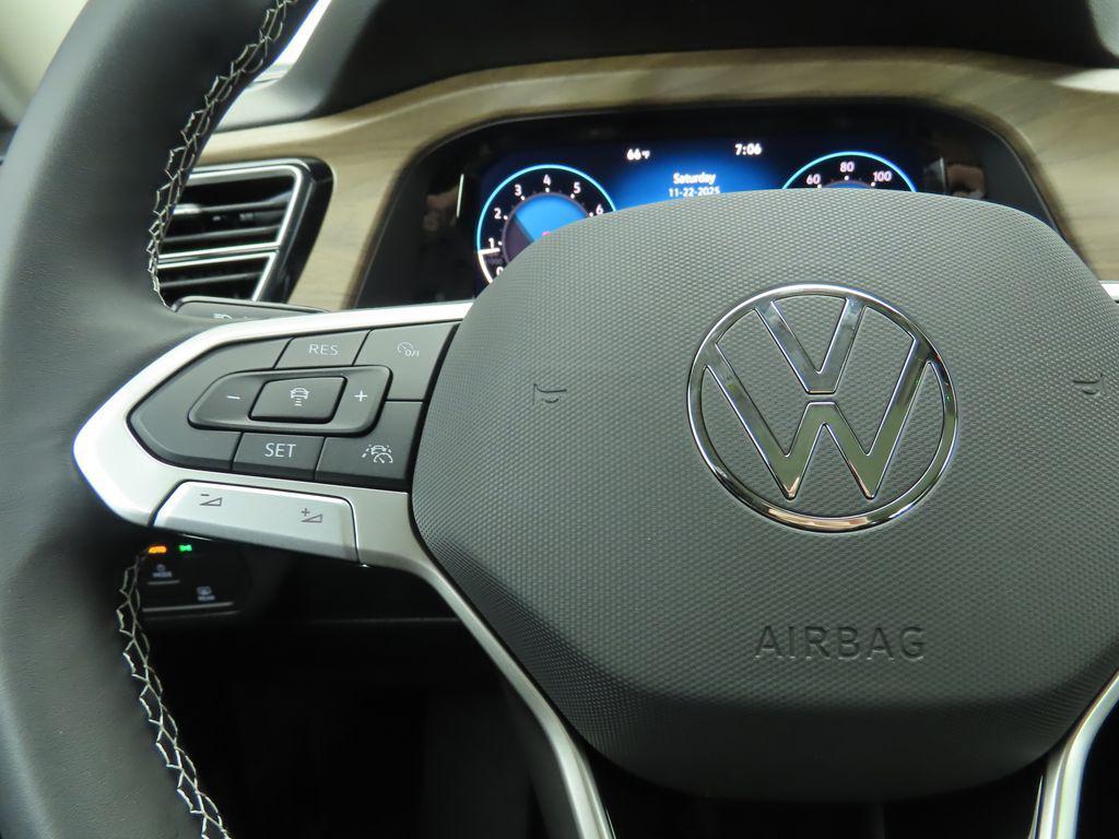 new 2026 Volkswagen Atlas car, priced at $48,533