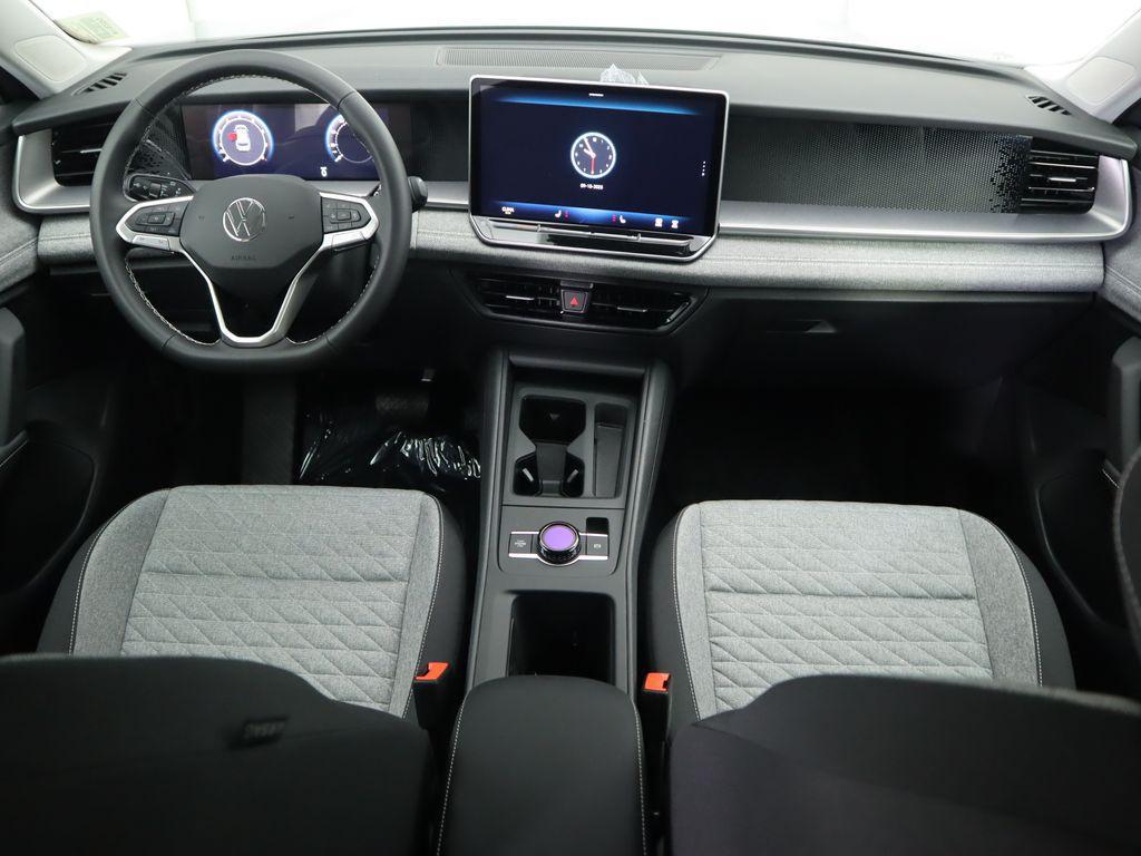 new 2025 Volkswagen Tiguan car, priced at $30,586