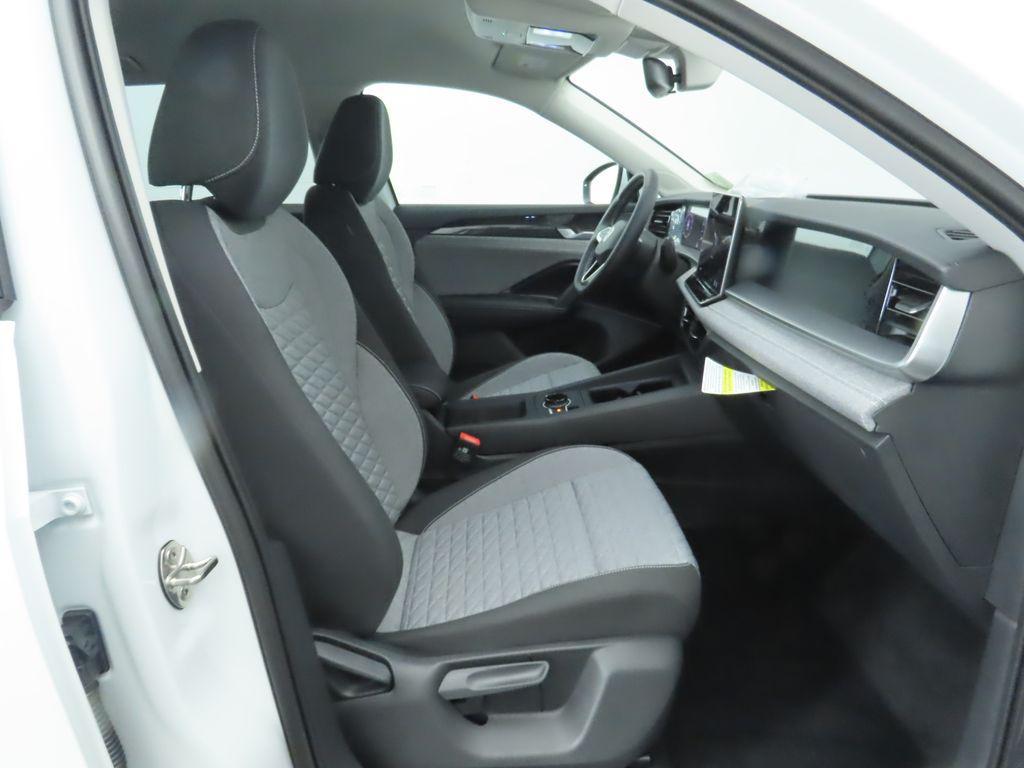 new 2025 Volkswagen Tiguan car, priced at $31,682