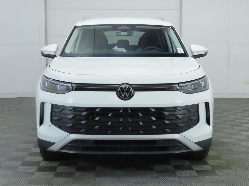 new 2025 Volkswagen Tiguan car, priced at $31,682