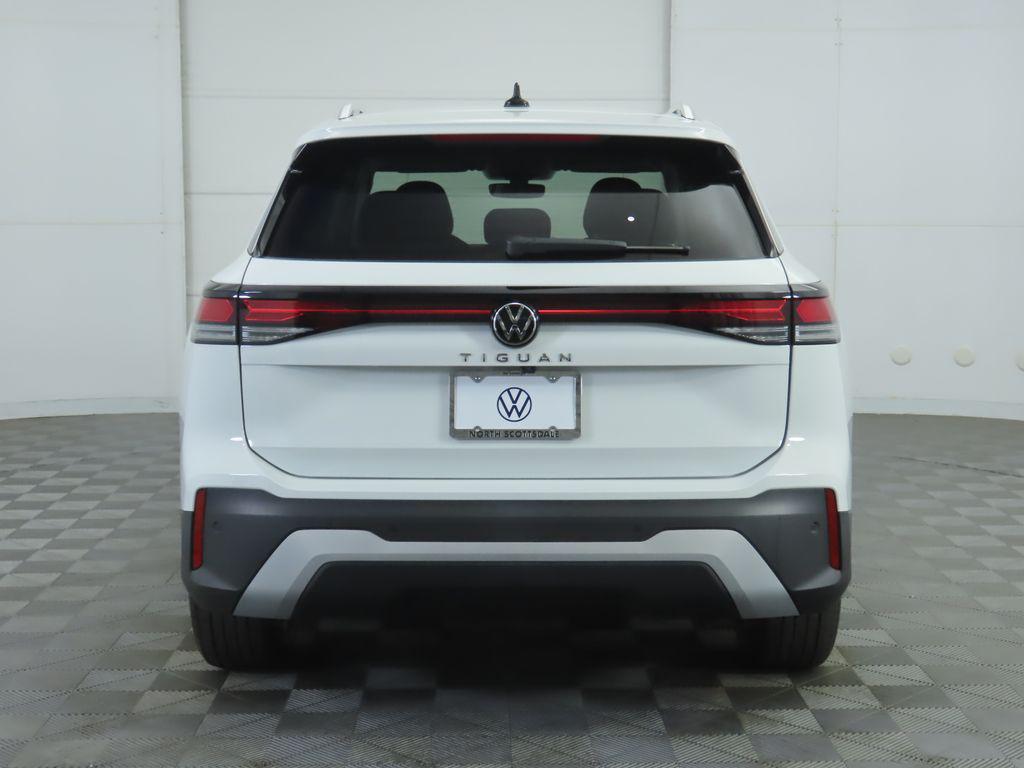 new 2025 Volkswagen Tiguan car, priced at $31,682