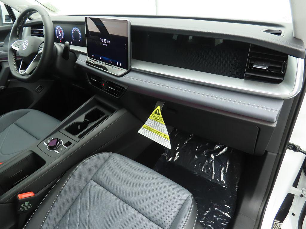 new 2025 Volkswagen Tiguan car, priced at $33,421