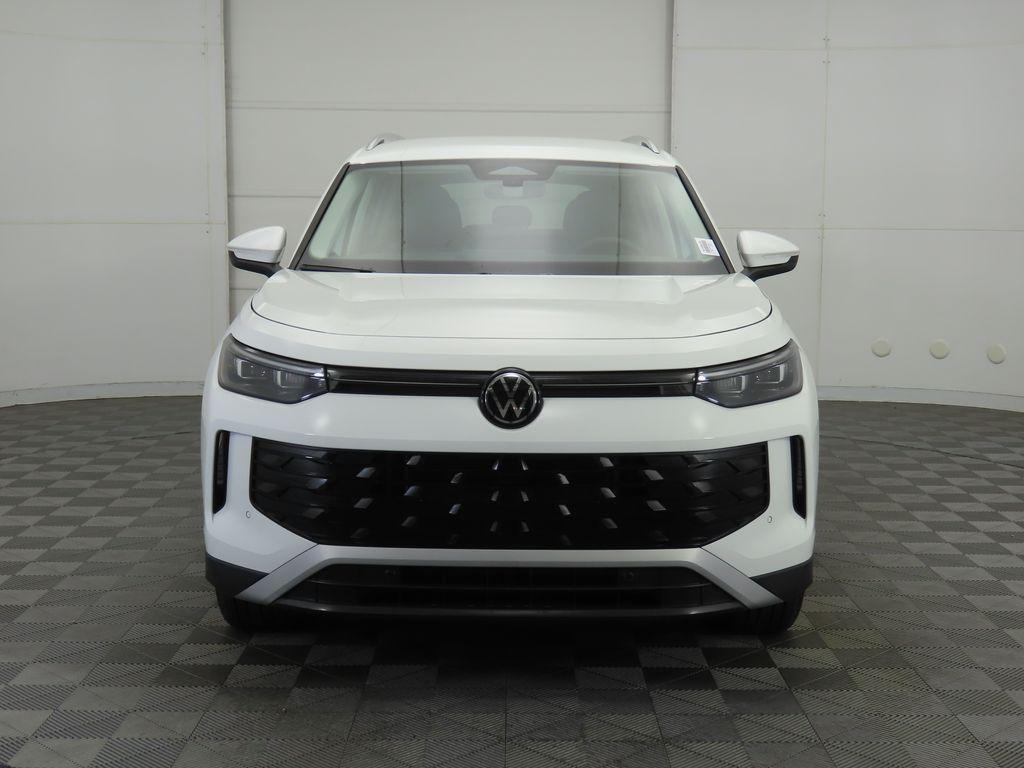 new 2025 Volkswagen Tiguan car, priced at $33,421