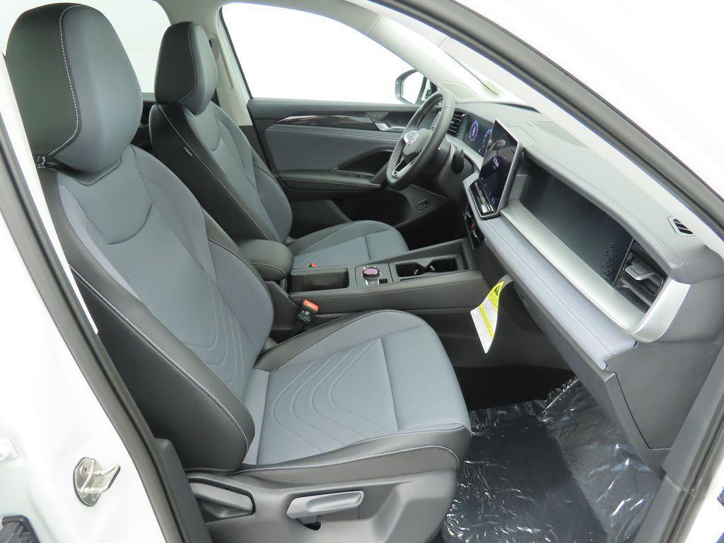 new 2025 Volkswagen Tiguan car, priced at $33,421