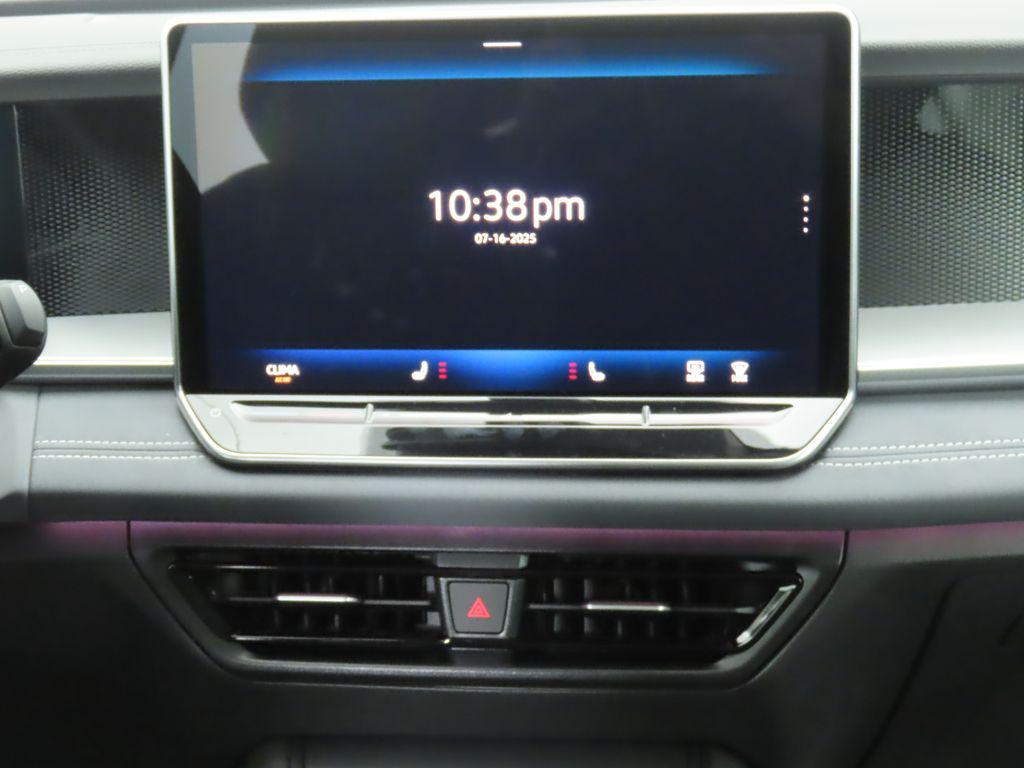 new 2025 Volkswagen Tiguan car, priced at $33,421