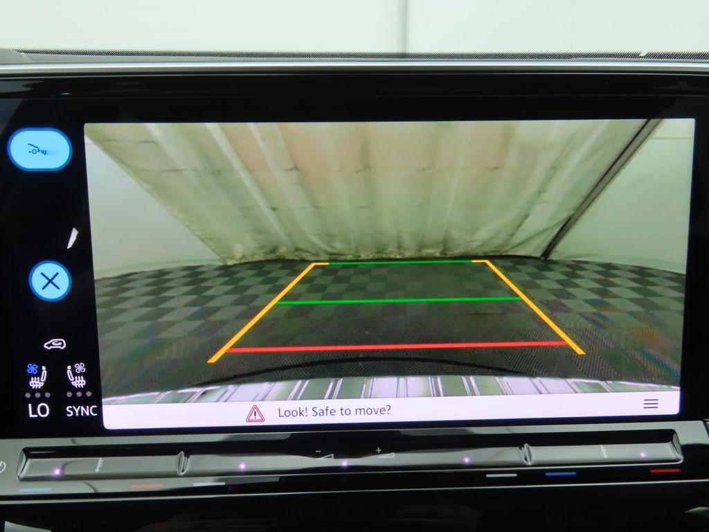 new 2026 Volkswagen Atlas car, priced at $41,672