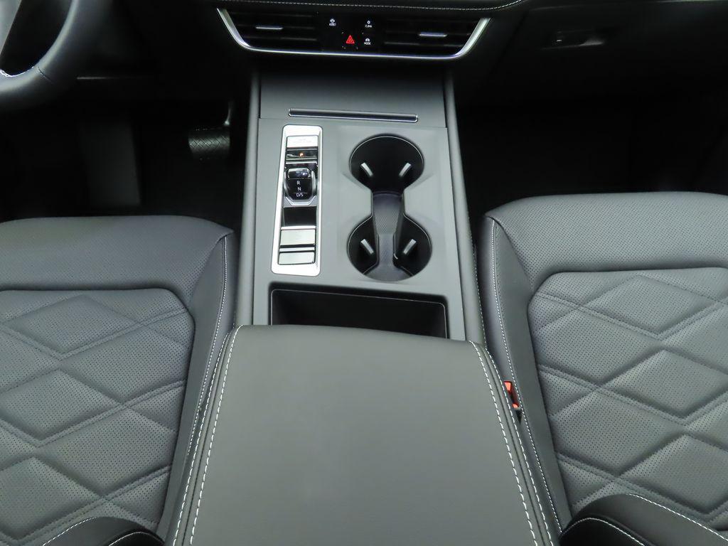 new 2026 Volkswagen Atlas car, priced at $41,672