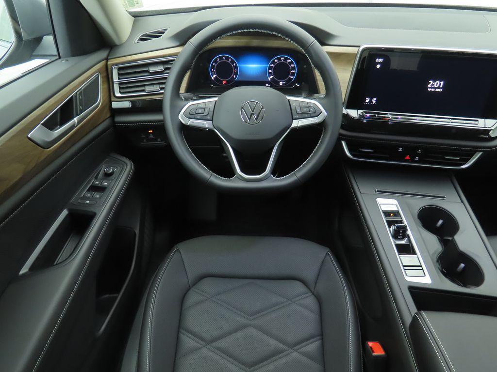new 2026 Volkswagen Atlas car, priced at $41,672