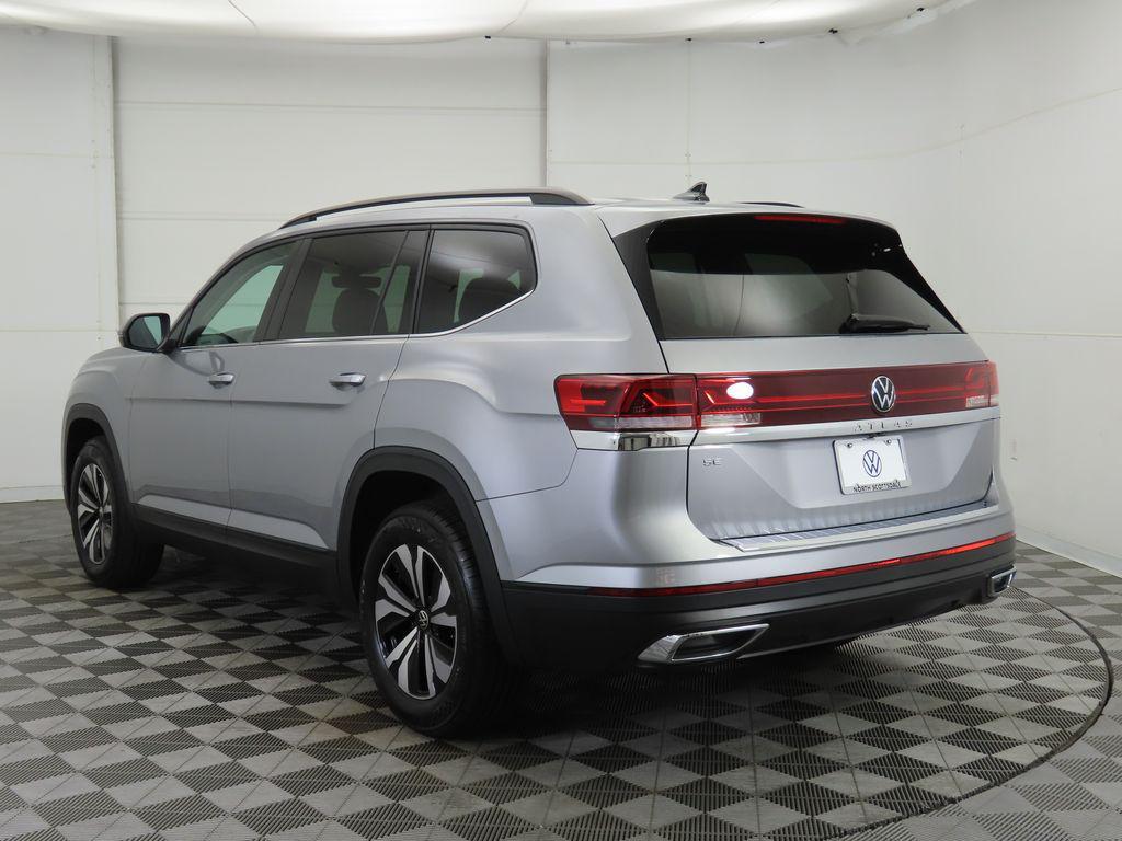 new 2026 Volkswagen Atlas car, priced at $41,672