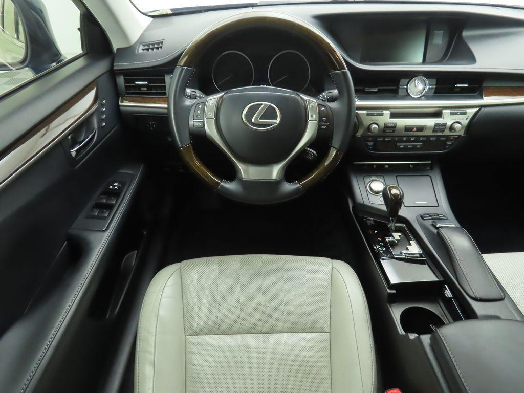 used 2014 Lexus ES 350 car, priced at $17,290
