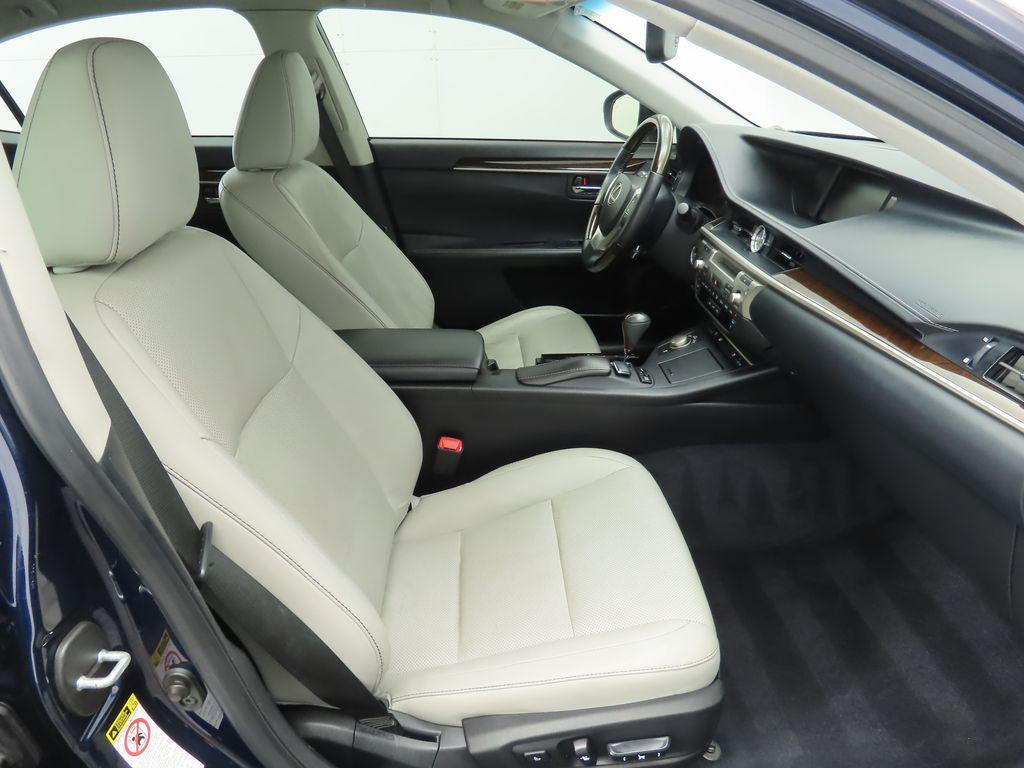 used 2014 Lexus ES 350 car, priced at $17,290