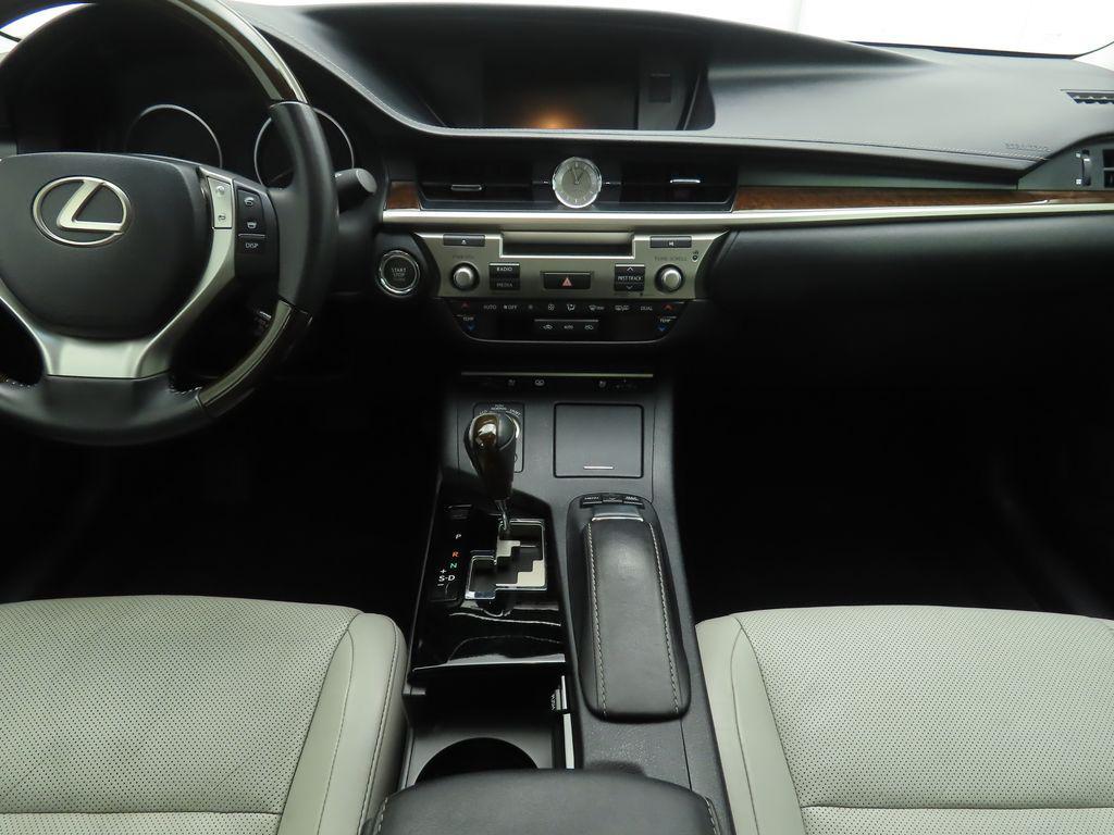 used 2014 Lexus ES 350 car, priced at $17,290