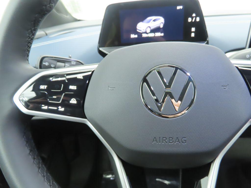 new 2025 Volkswagen ID.4 car, priced at $52,826