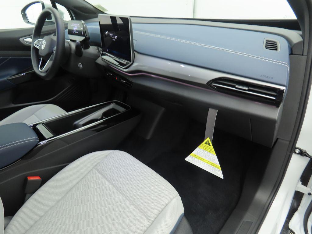 new 2025 Volkswagen ID.4 car, priced at $52,826