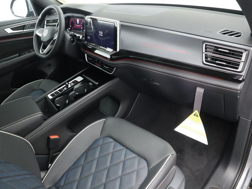 new 2026 Volkswagen Atlas Cross Sport car, priced at $55,325