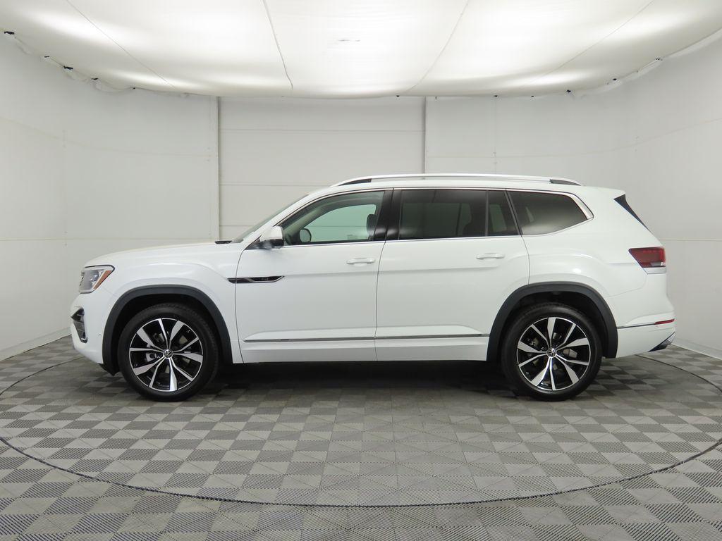 new 2025 Volkswagen Atlas car, priced at $53,499